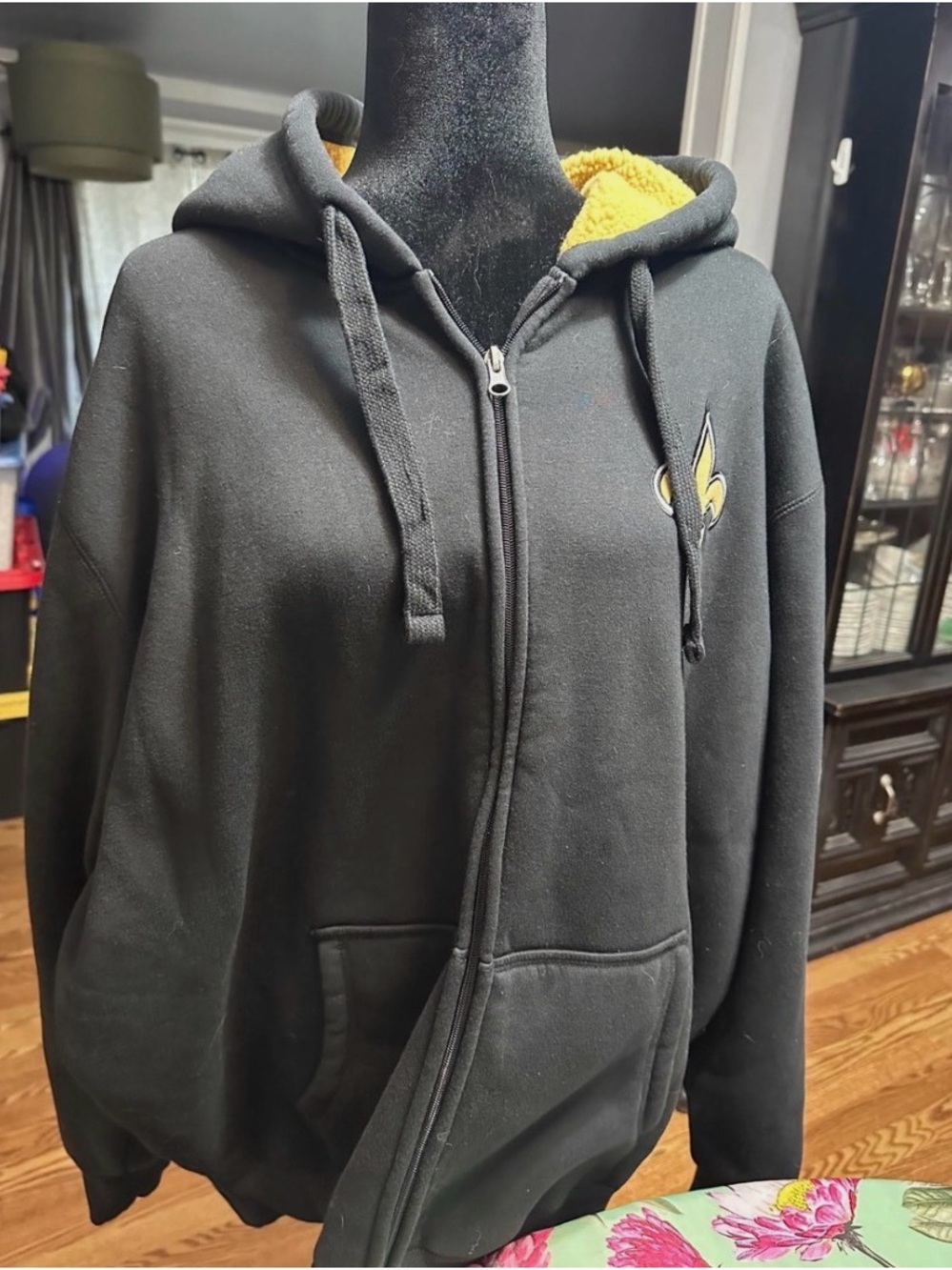 NFL Saints - Black Zip Hoodie with Yellow Sherpa Lining
